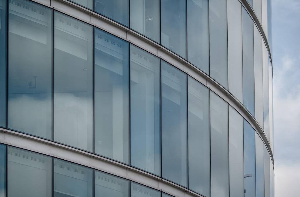Ammonia Free Glass Cleaner: Facility-Wide Shine