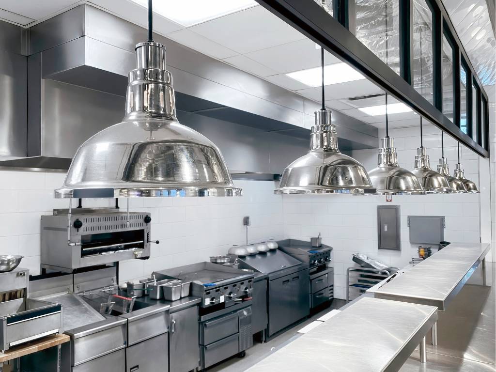 Commercial Kitchen Degreaser for Foodservice Operations