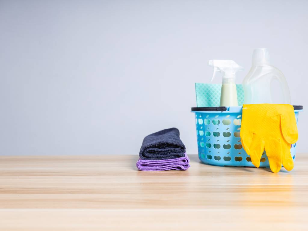 Custom Blending Cleaning Solutions: Tailored Performance