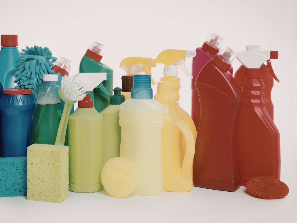 Green Cleaner Options for Commercial Cleaning Programs