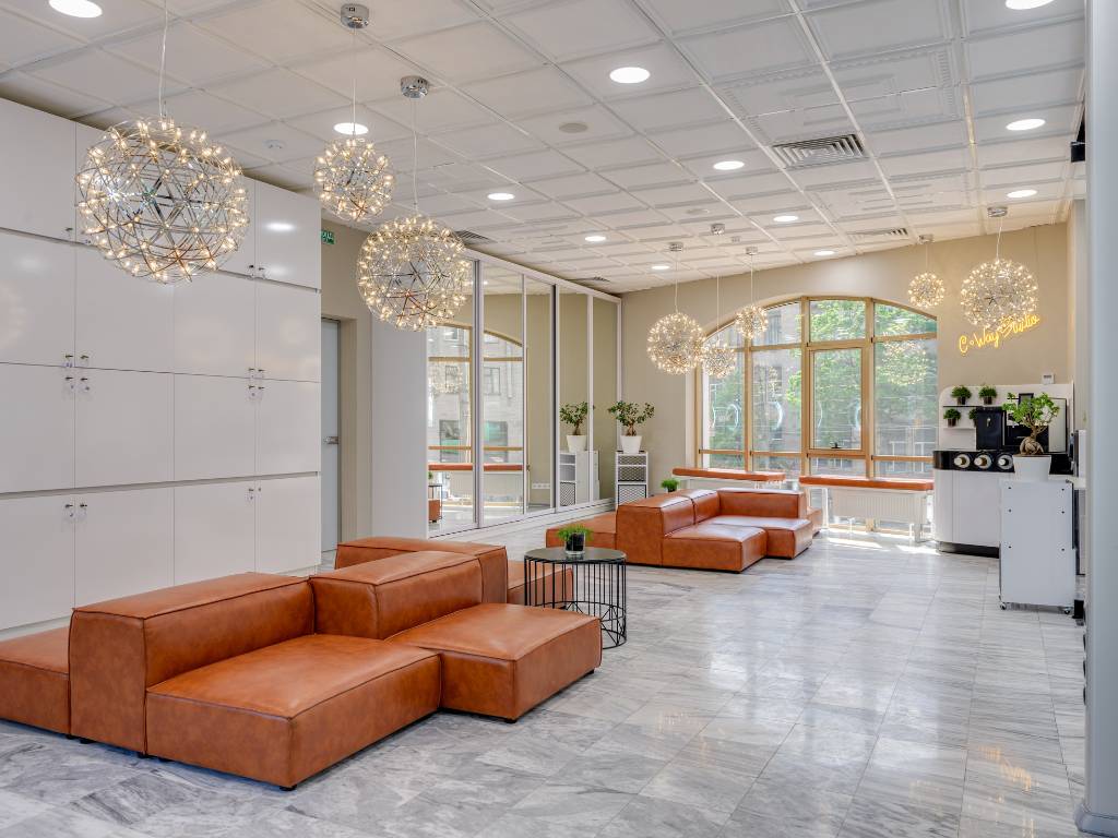High Gloss Floor Finish for Large-Scale Shine