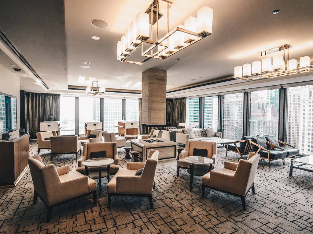 Hotel Cleaning Supplies for Efficient and Scalable Housekeeping