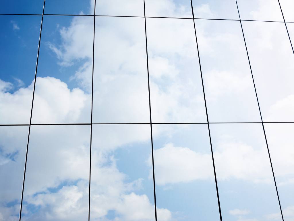 Industrial Glass Cleaner Solutions for Large-Scale Operations