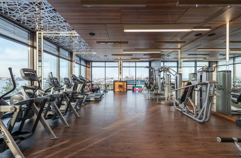 Laminate Floor Cleaner Options for Commercial Facilities