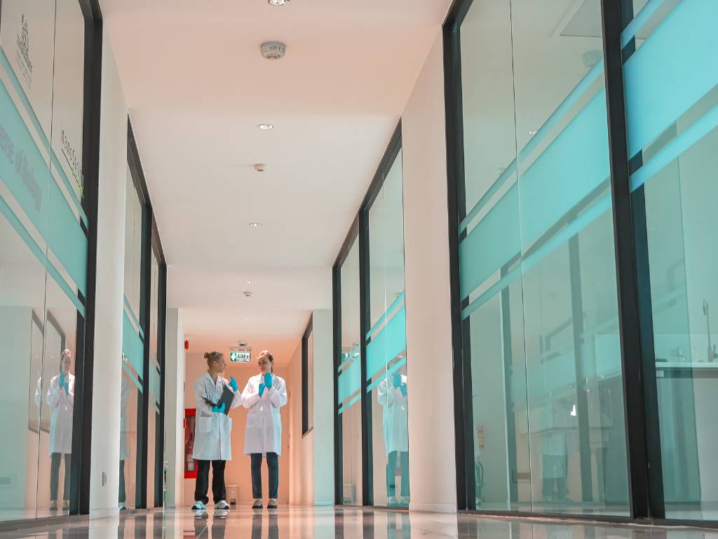 Medical Facility Cleaning Strategies for Healthcare Environments
