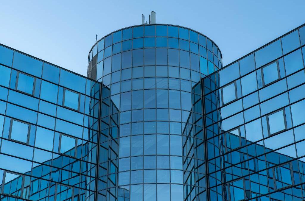 Private Brand Glass Cleaner: Custom Solutions